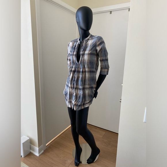 Plaid Long Button-Down Shirt - Picture 3 of 7